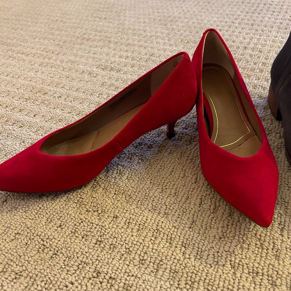 Vionic kitten heels